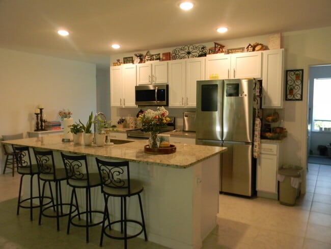 Building Photo - 1588 Ranger Rd SE