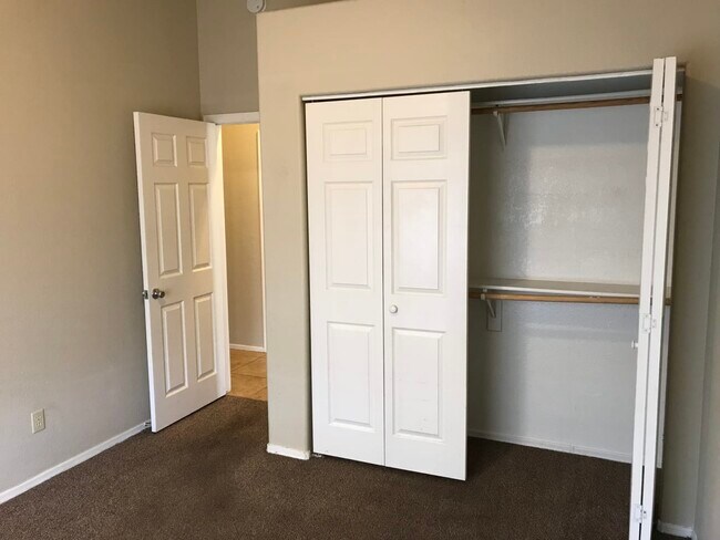 Building Photo - 2110 W Roundup St