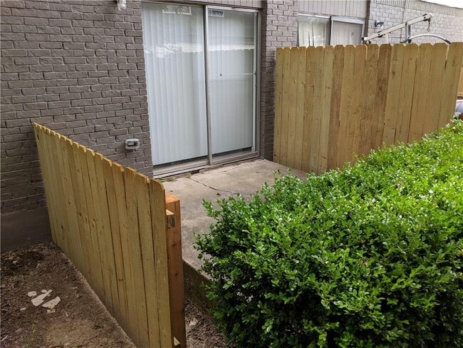 Building Photo - 3509 Alpine Cir