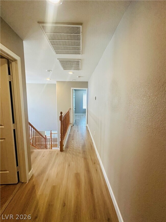 Building Photo - 5071 Penryn Ct