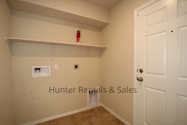 Building Photo - Patriots Ridge