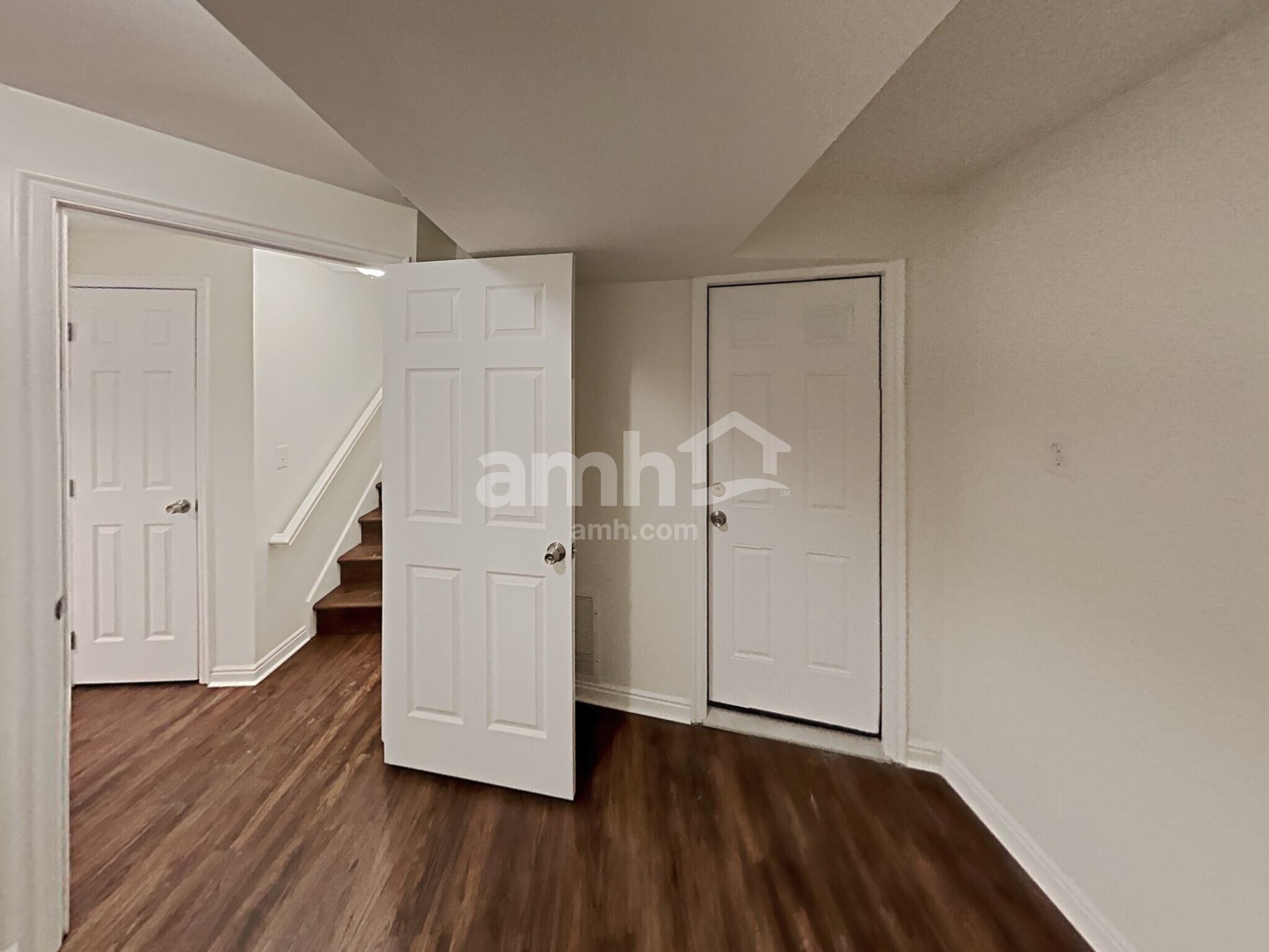 Building Photo - 514 W 150 S