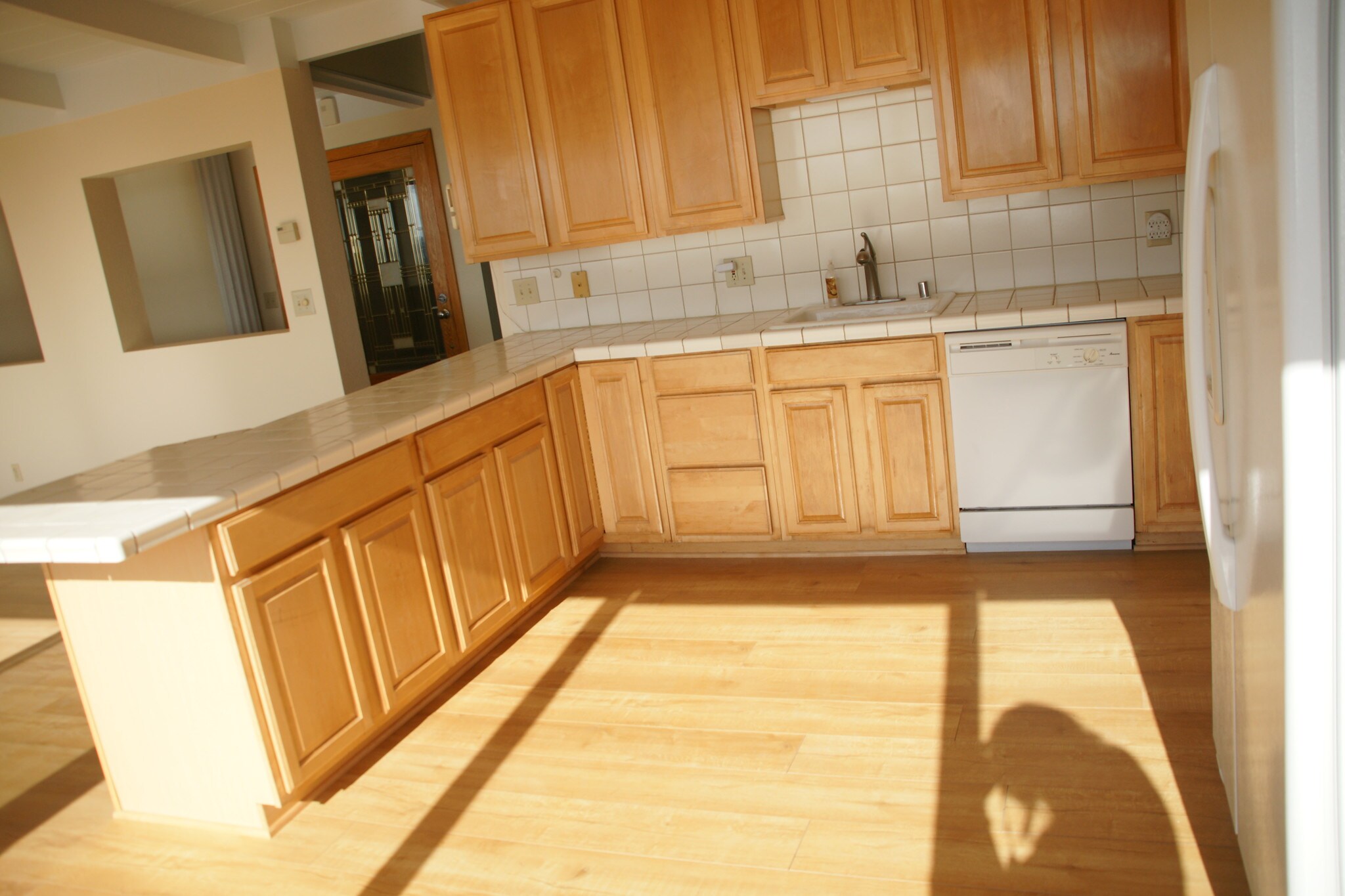 Building Photo - 220 Shoreview Dr