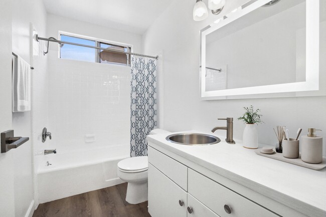 Floorplan - Bentley Avenue Apartments