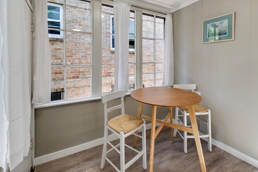 Building Photo - 1400 N Humboldt St