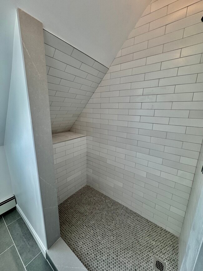 Building Photo - 8 Trafford St