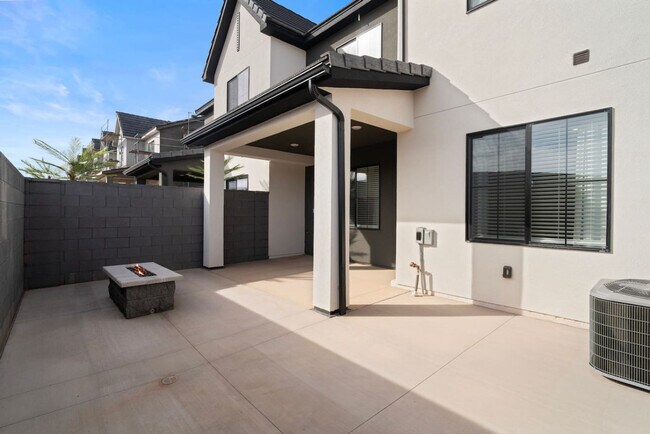 Building Photo - 1709 Ripple Rock Dr