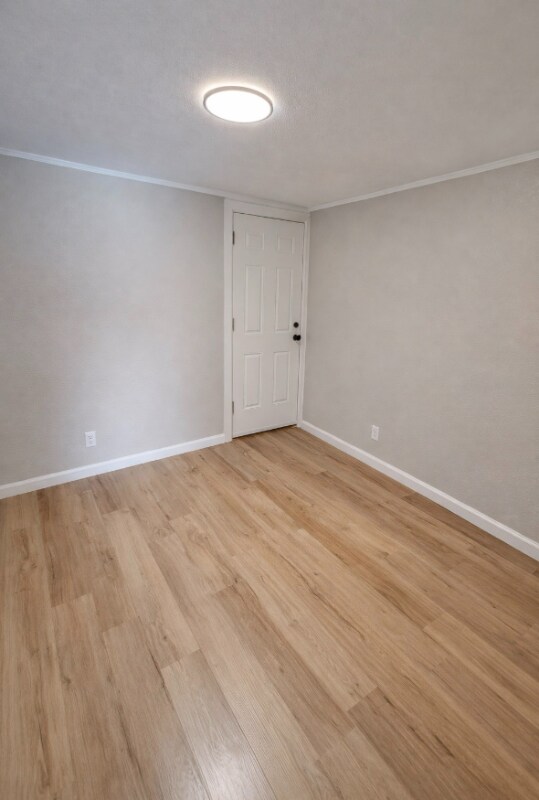 Building Photo - 1126 E Moreno Ave