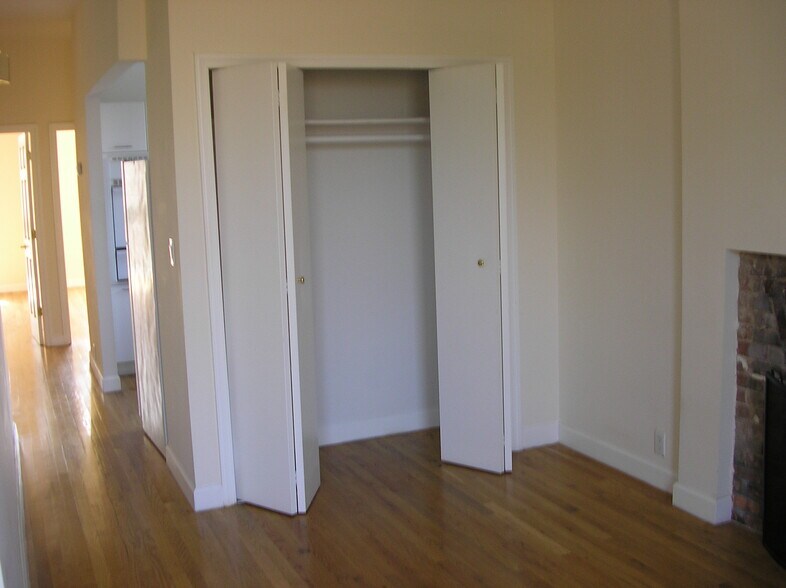 view from west to east + fpl - 2099 5th Ave