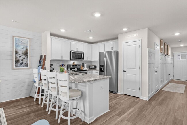 Building Photo - 332 Bayou Loop