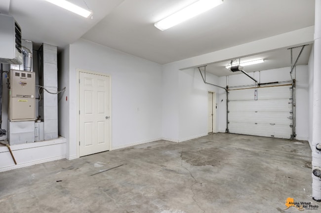 Building Photo - 1515 Latouche St
