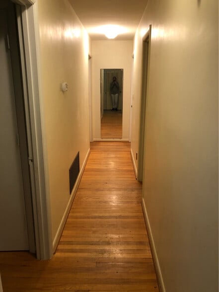 Building Photo - 5118 Cumberland Wood Dr NW