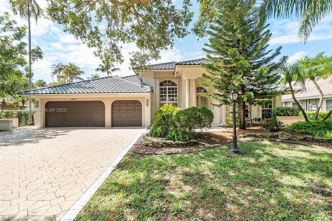 Building Photo - 5925 NW 97th Dr