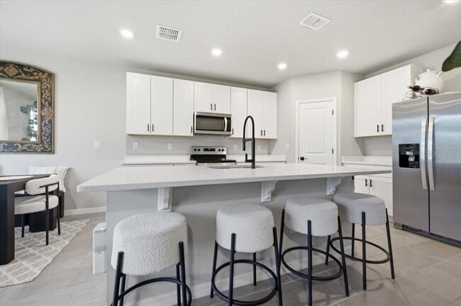 Building Photo - 10119 Daybreak Glen