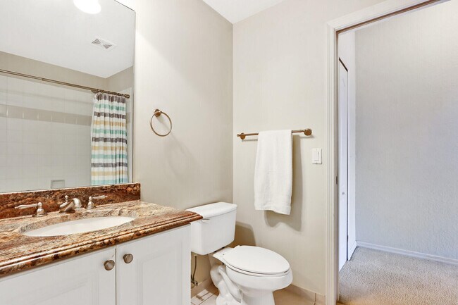 Building Photo - 11021 Legacy Ln