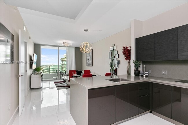 Building Photo - 1080 Brickell Ave