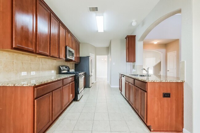 Building Photo - 3015 Rose Trace Dr