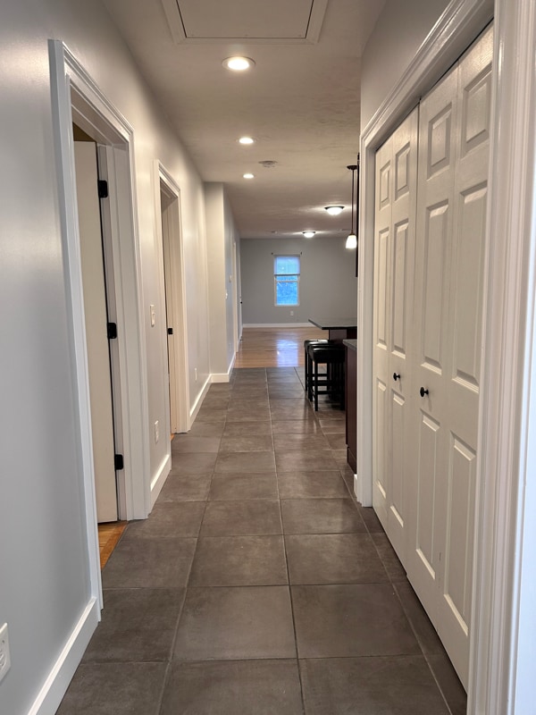 Building Photo - 20 Villa Rd