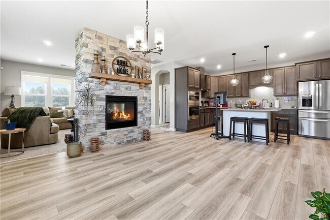 Building Photo - 158 Laurel Farms Ln