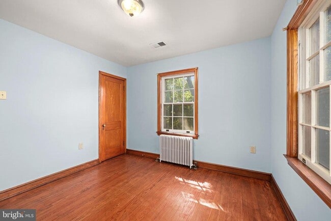 Building Photo - 13206 Occoquan Rd