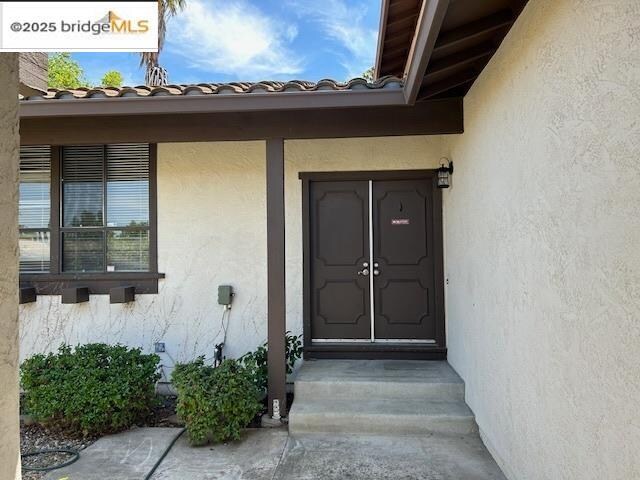 Building Photo - 1619 Geyser Cir