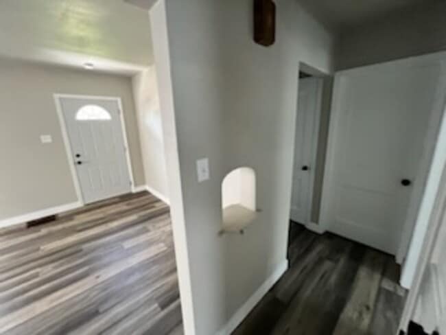 Building Photo - 1909 Williams Blvd SW