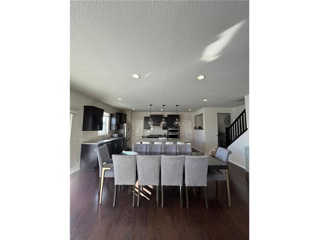 Building Photo - 5785 Urbandale Ln N
