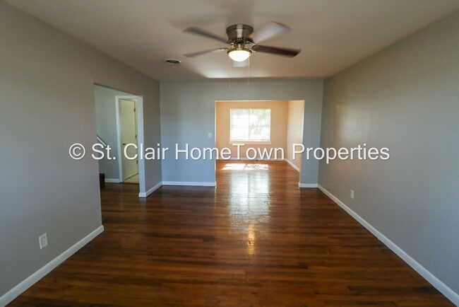 Building Photo - Adorable Pell City Home