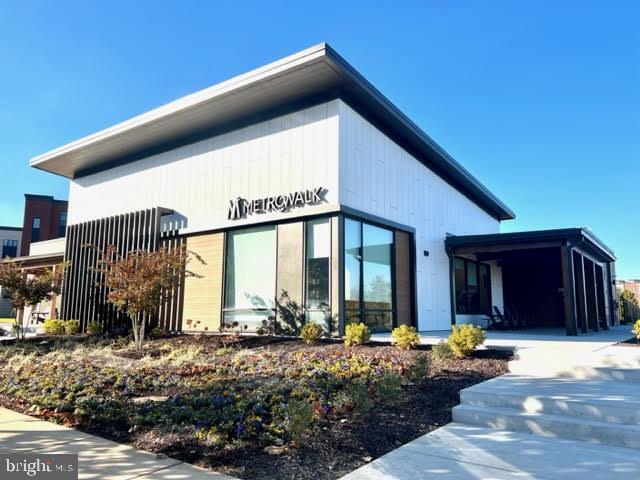 Building Photo - 43430 Stonewood Crossing Ter