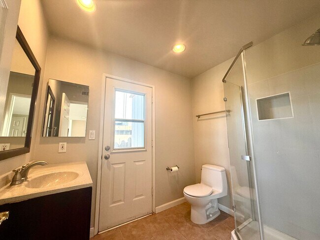 Building Photo - Lake Murray View Home with Expansive Outdoor Living - Available Now!