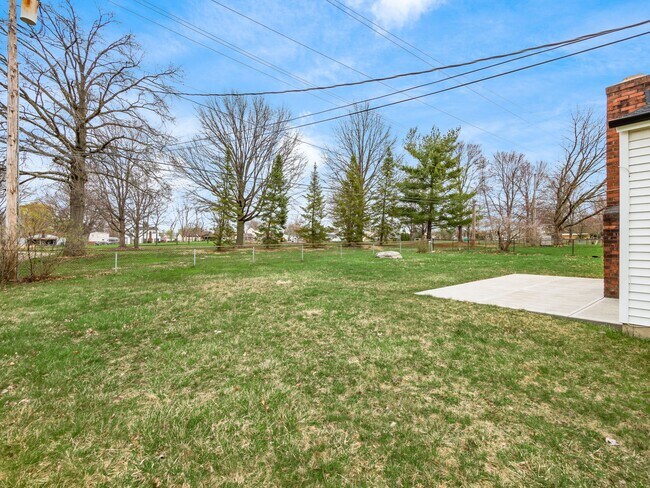 Building Photo - 740 Kienle Ave