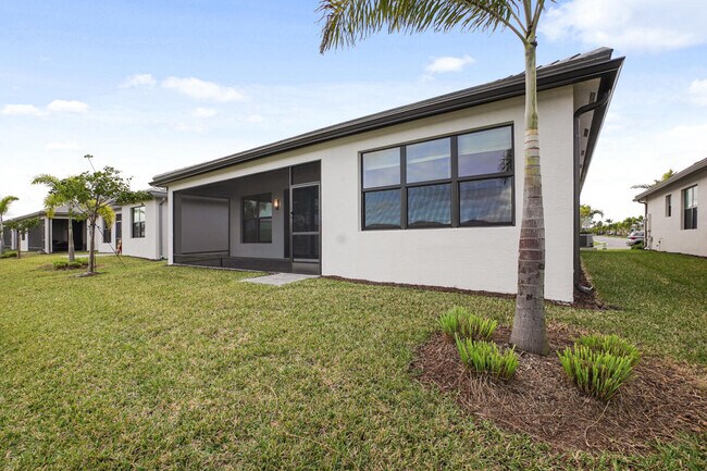 Building Photo - 12535 SW Blue Mangrove Pkwy
