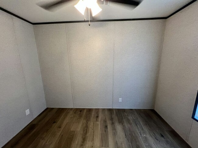 Building Photo - 17 Park Pl