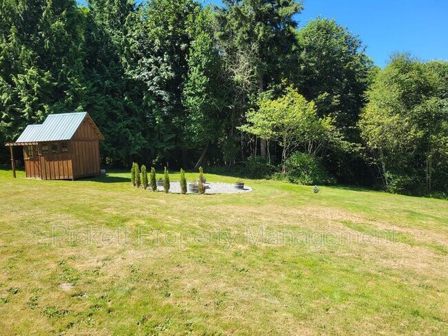 Building Photo - 27201 WA-3