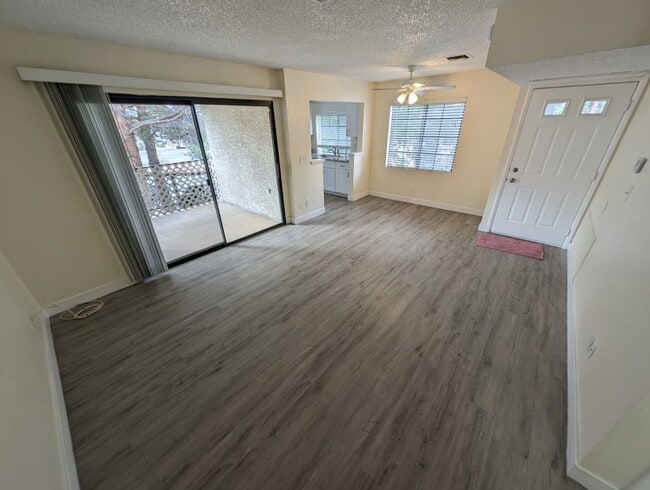 Building Photo - 4806 Nara Vista Way