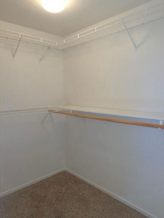 Building Photo - 3200 Fairlands Ct