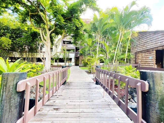 Building Photo - Pet Friendly Kailua Condo with A/C