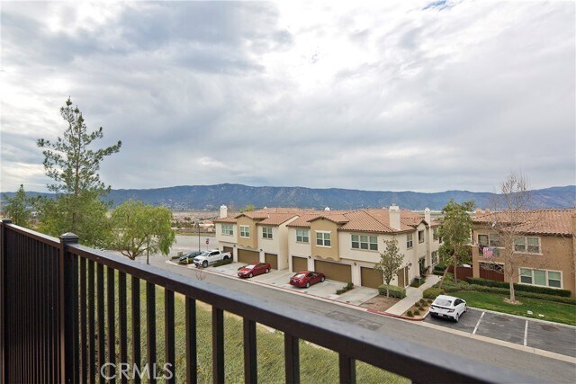 Building Photo - 15651 Vista Way