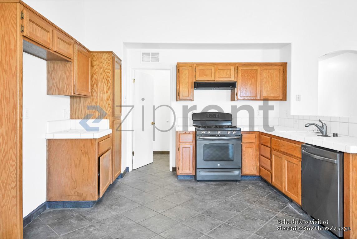 Building Photo - 7015 Firebaugh St