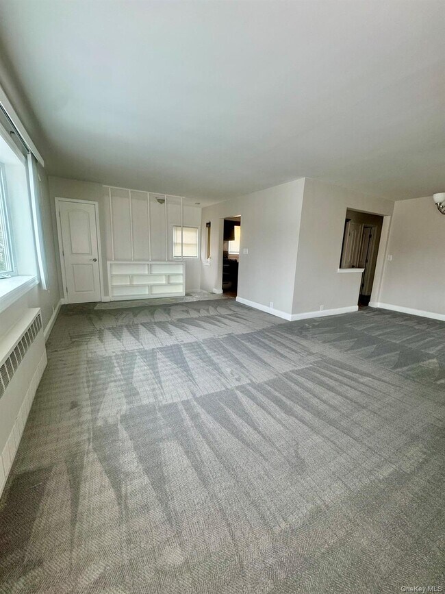 Building Photo - 15-14 200th St