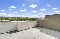 Building Photo - 4334 Greentrail