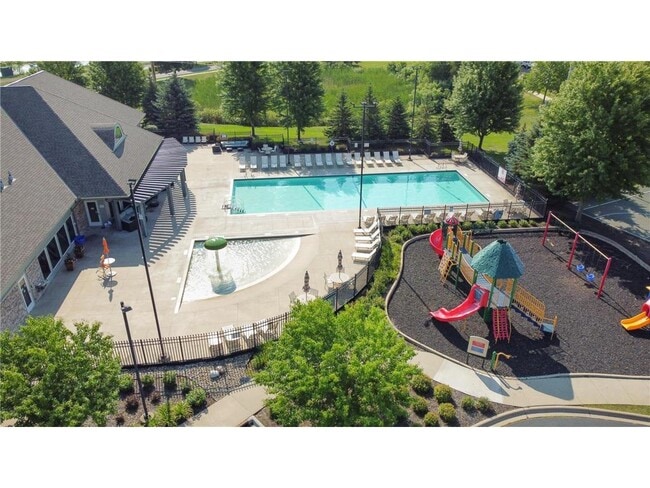 Building Photo - 15130 Fanning Dr N