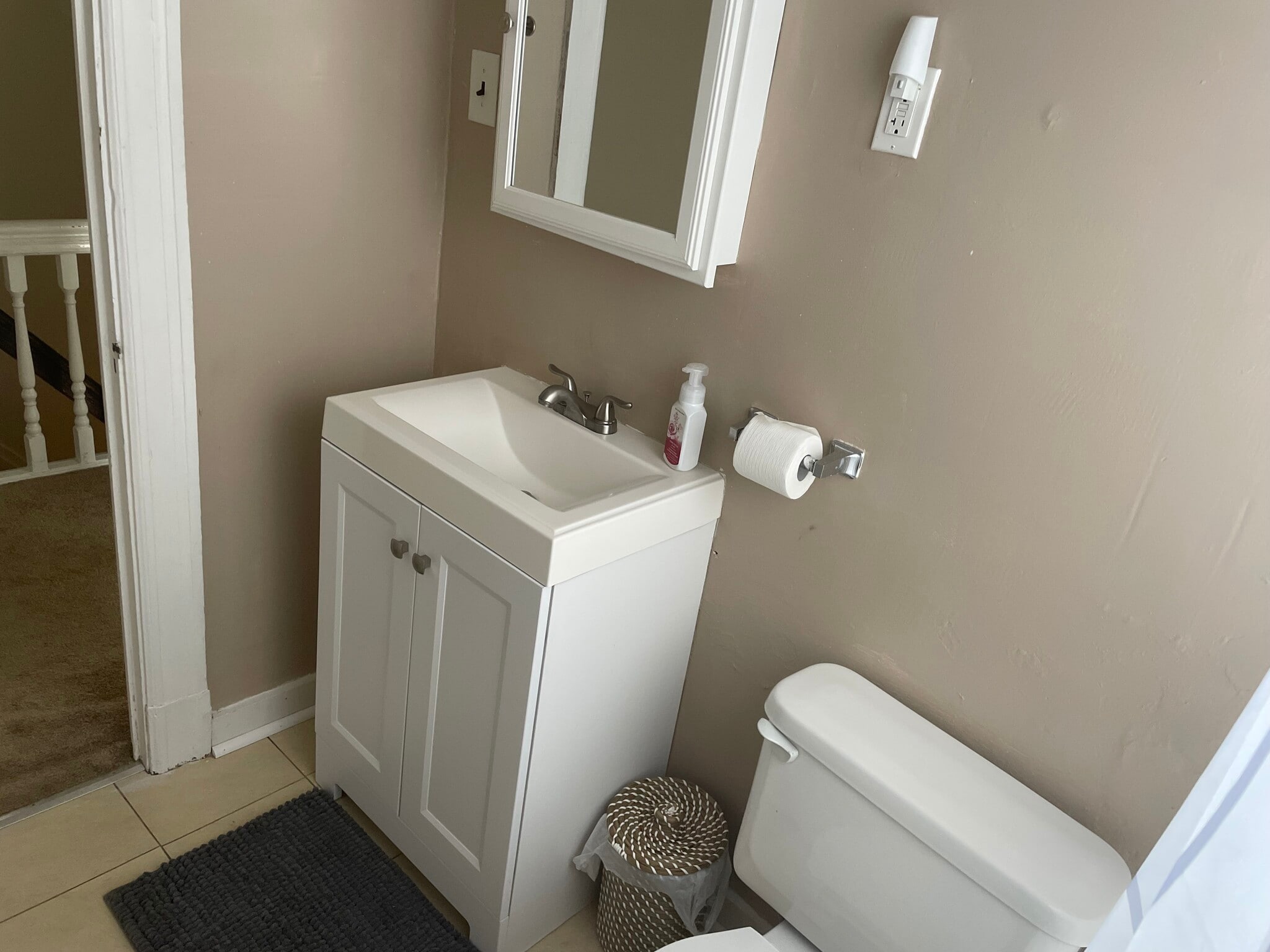 Bathroom - 16 Edith Pl