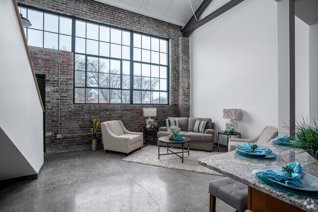 Unit 110 - 2BR, 2BA - 1,221SF