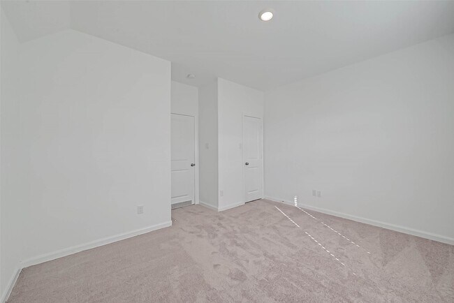 Building Photo - 4936 Sierra Ridge Dr