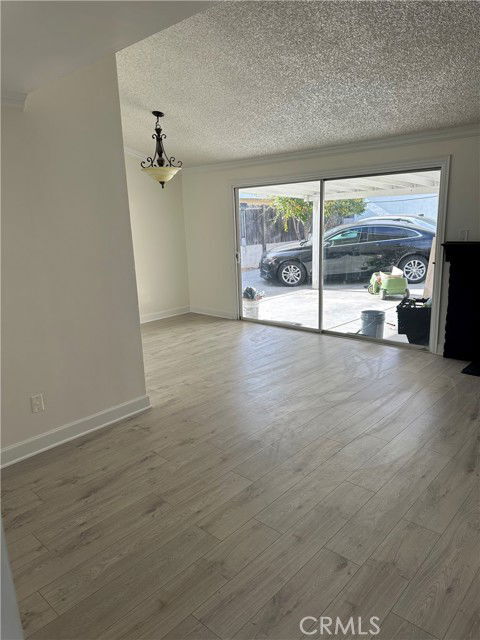 Building Photo - 9511 Hayvenhurst Ave