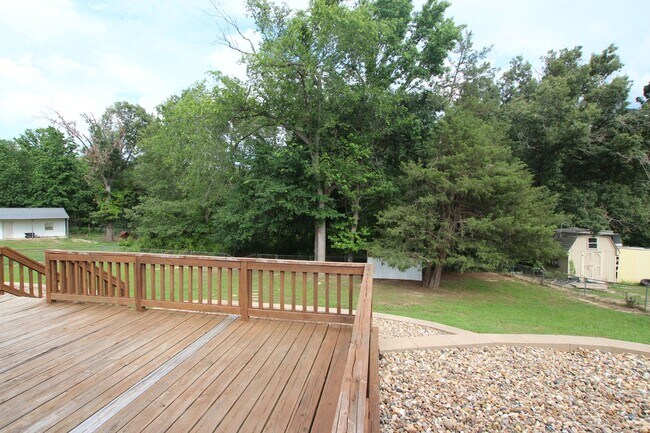 Building Photo - COMING SOON! Stunning 3 Bed 2 Bath Home in Lindale ISD!
