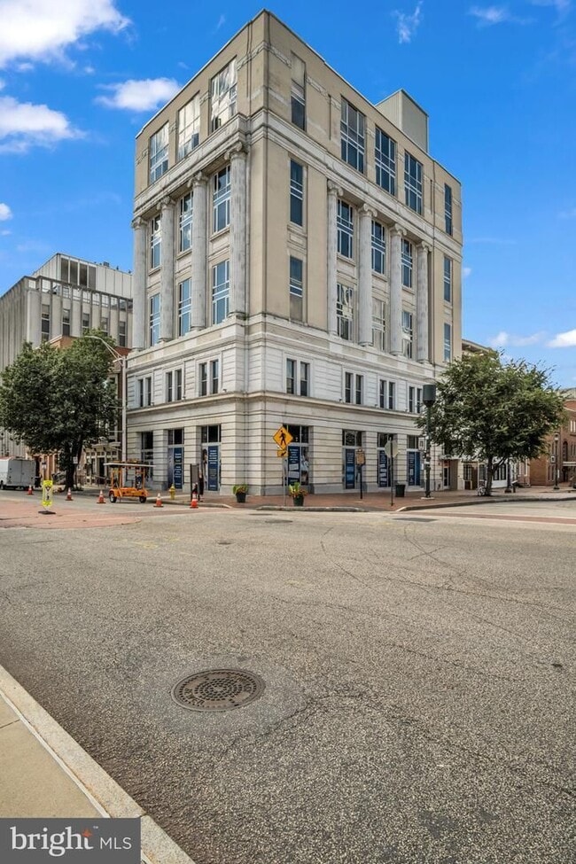 Building Photo - 231 State St