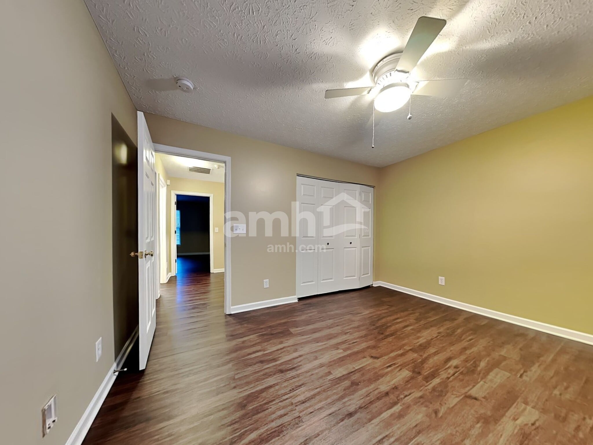 Building Photo - 285 Coyote Dr