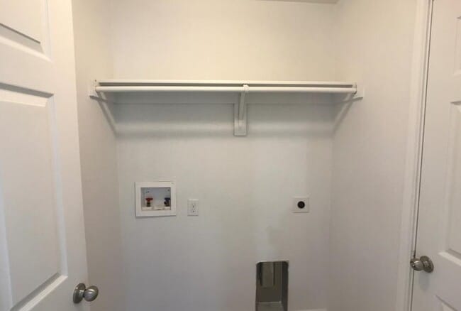 Building Photo - 9952 Mt Pheasant Rd